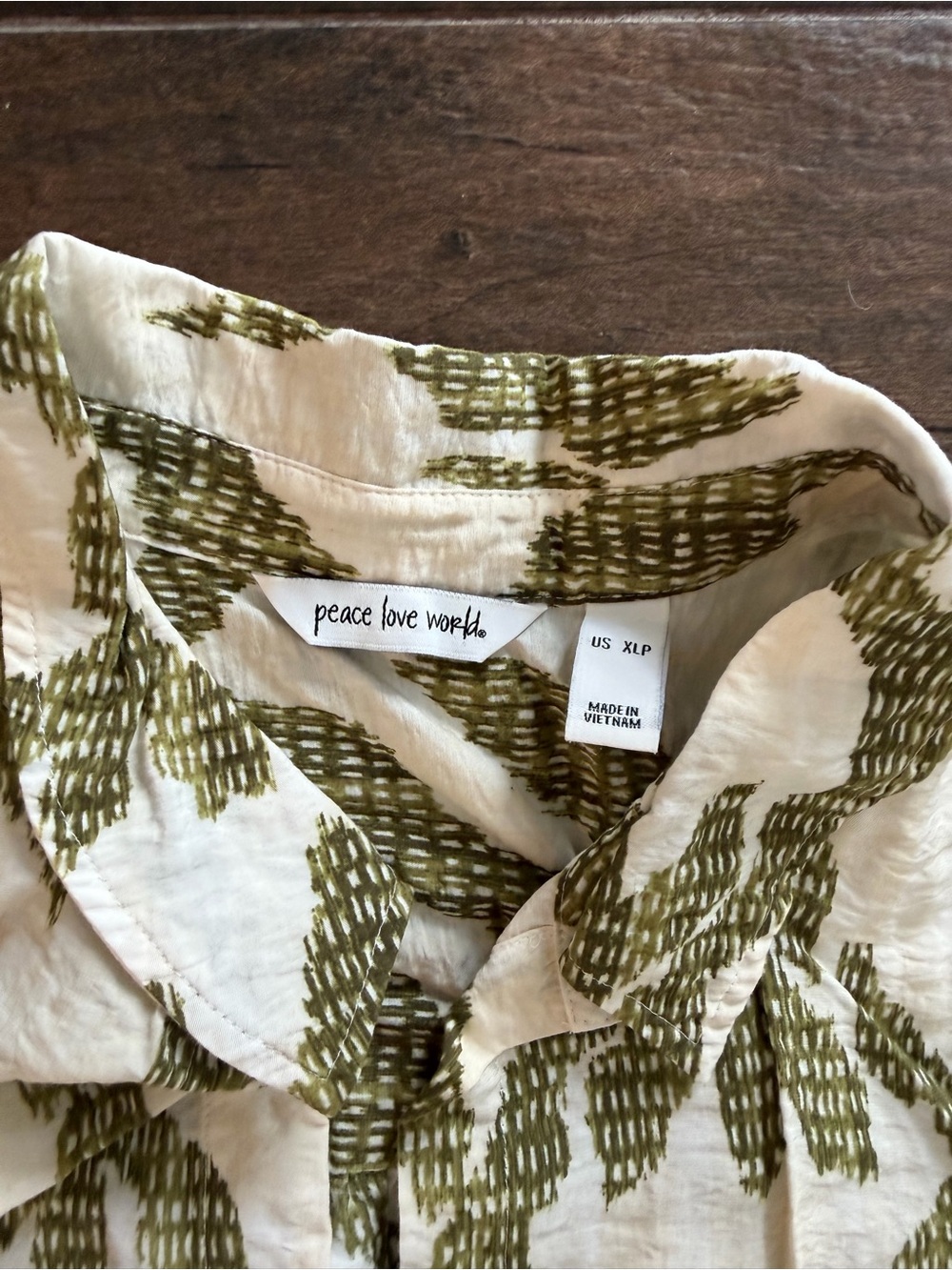 Peace Love World petite dress olive XL - Picture 4 of 7